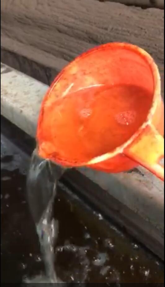 氣浮機(jī)設(shè)備出水，穩(wěn)定，清澈，不帶懸浮物